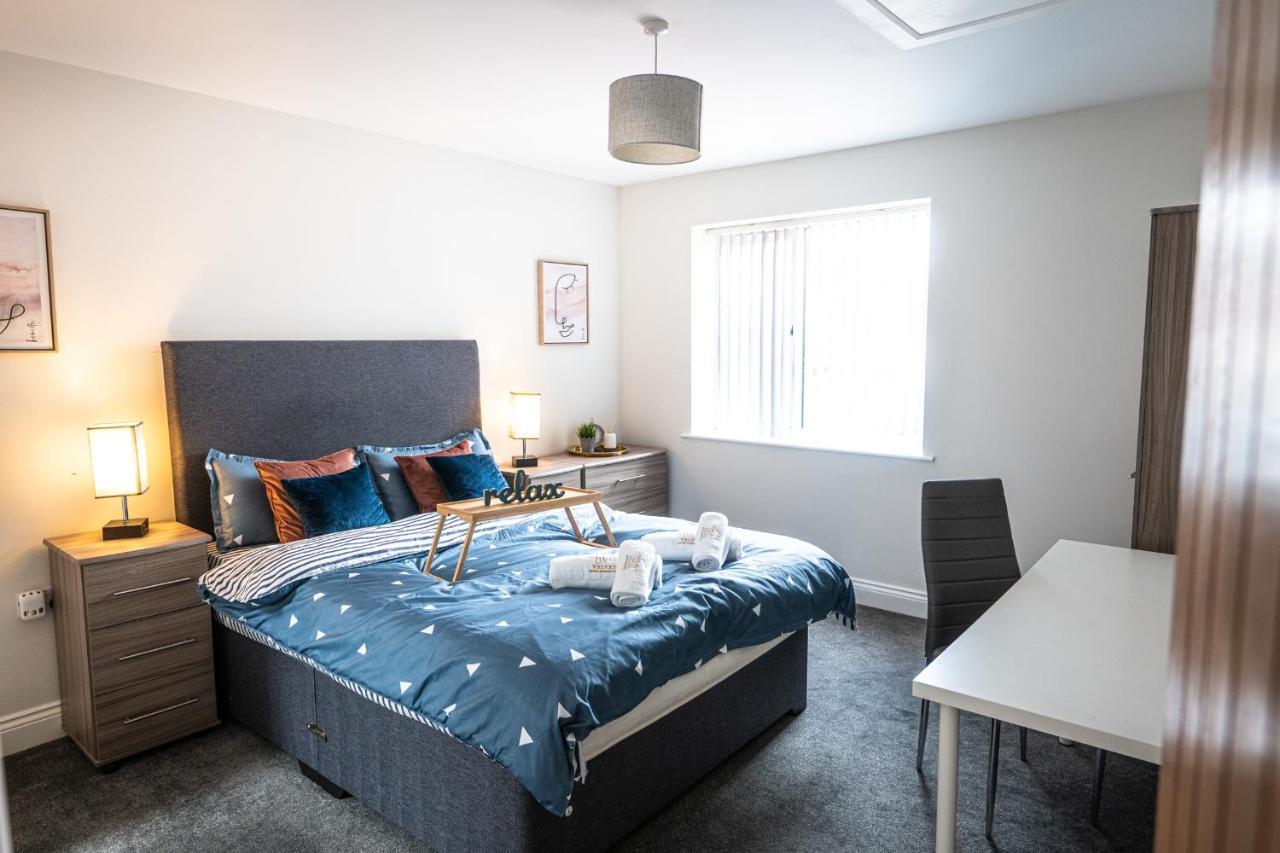 ✪ Leisure/business ✪ 1 Bedroom , Free Parking Swansea